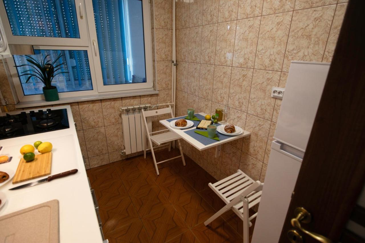 White Glamour Apartment
